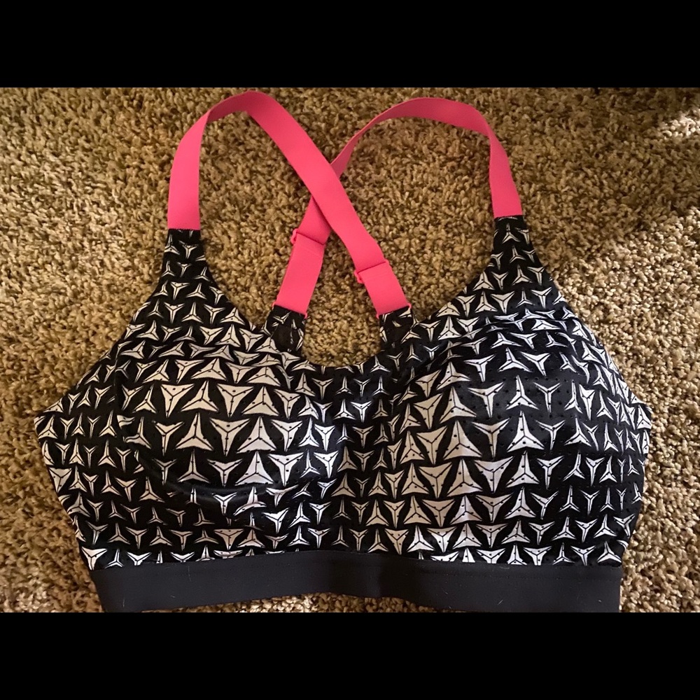 VS Sports Bra